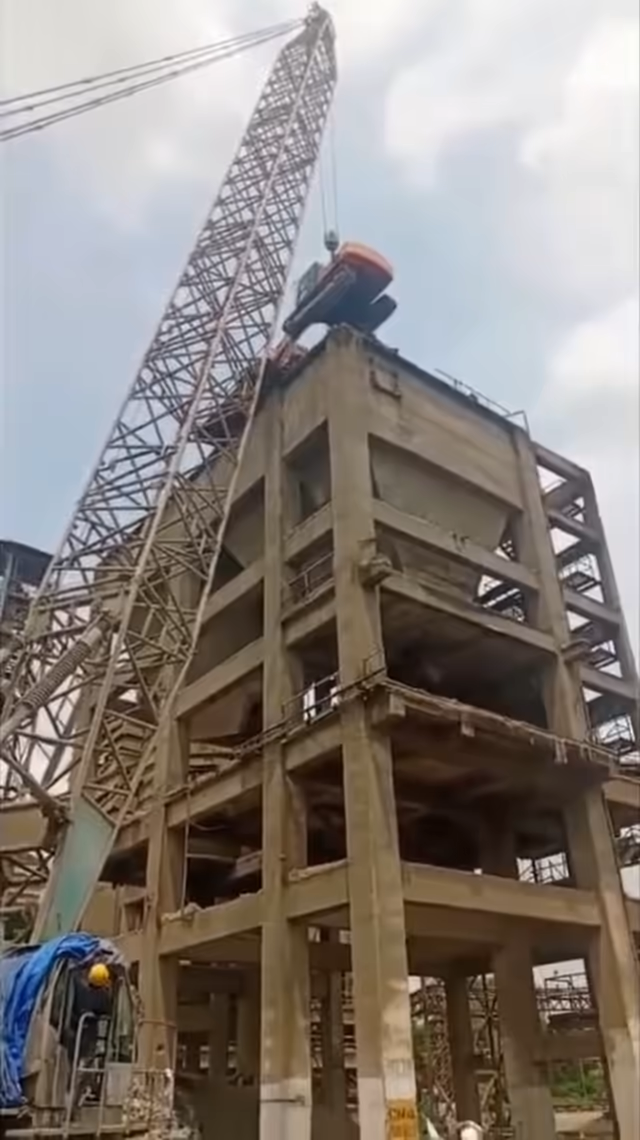 Site Ground Clearing & Final Grade Restoration